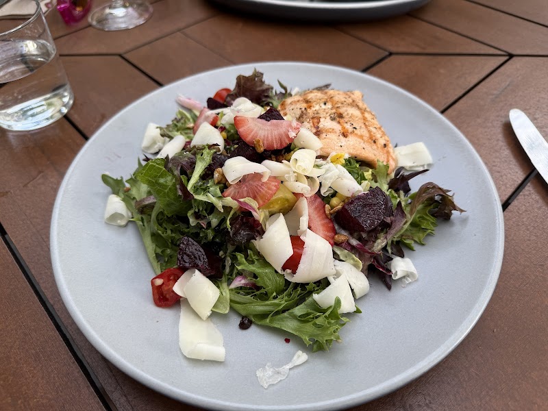 JOEY Burrard — Restaurant